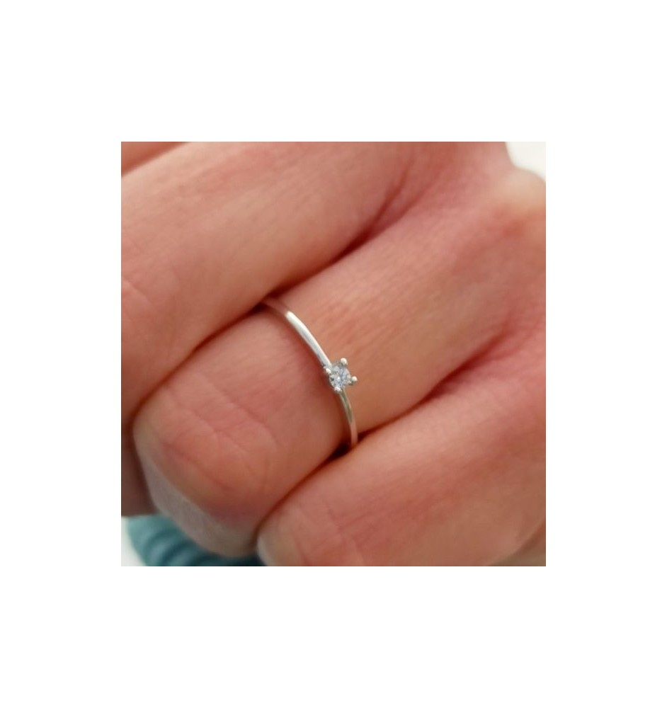 Anillo oro blanco y diamante en 4 garras 9470/BB