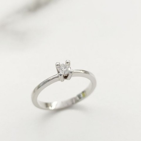 Anell or blanc i diamant 0.15 cts  3017/bb
