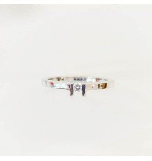 Anillo oro  blanco 18 kts con diamante 0.06cts 2263/SBB
