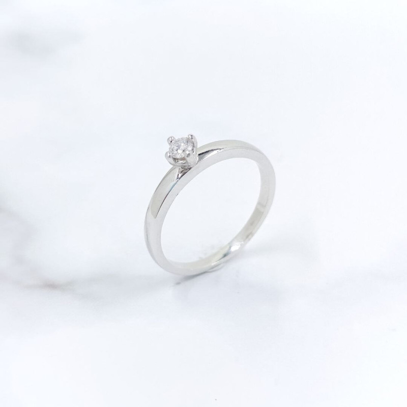 Anillo oro  blanco y diamante 0.10 cts 5857BB10