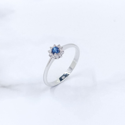 Anell or blanc 18kts safir blau i brillants 8970180