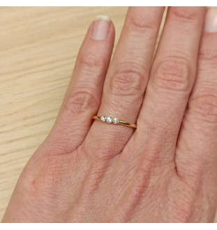 Anell or 18kts  amb 3 diamants SP25200