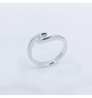 Anillo oro  blanco con diamante 0,15 cts 9216BB15