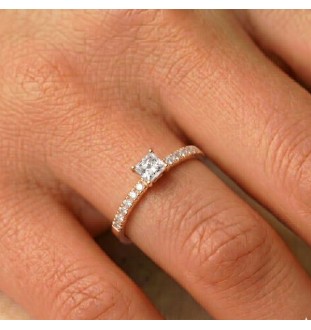 Anell de compromís or 18kts i diamants  0.32ct 90130