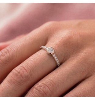 Anillo de compromiso oro 18kts y diamantes 0.55ct 90070