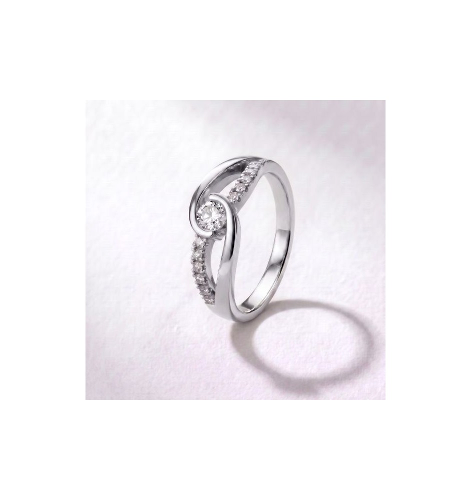 Anell de compromís or 18kts i diamants 0.32cts 90050