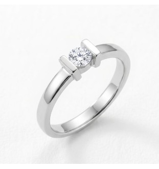 Anillo de compromiso en oro...