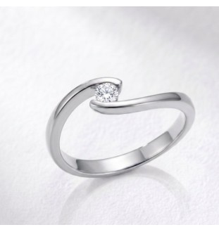 Anillo de compromiso en oro...
