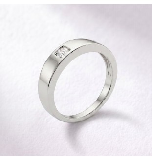 Anillo  de compromiso en oro 18kts y diamante natural