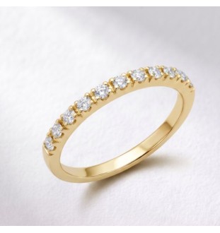 Anillo media alianza en oro...